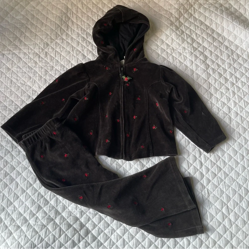 Vintage Nursery Rhyme velvet 2‎ piece set girls